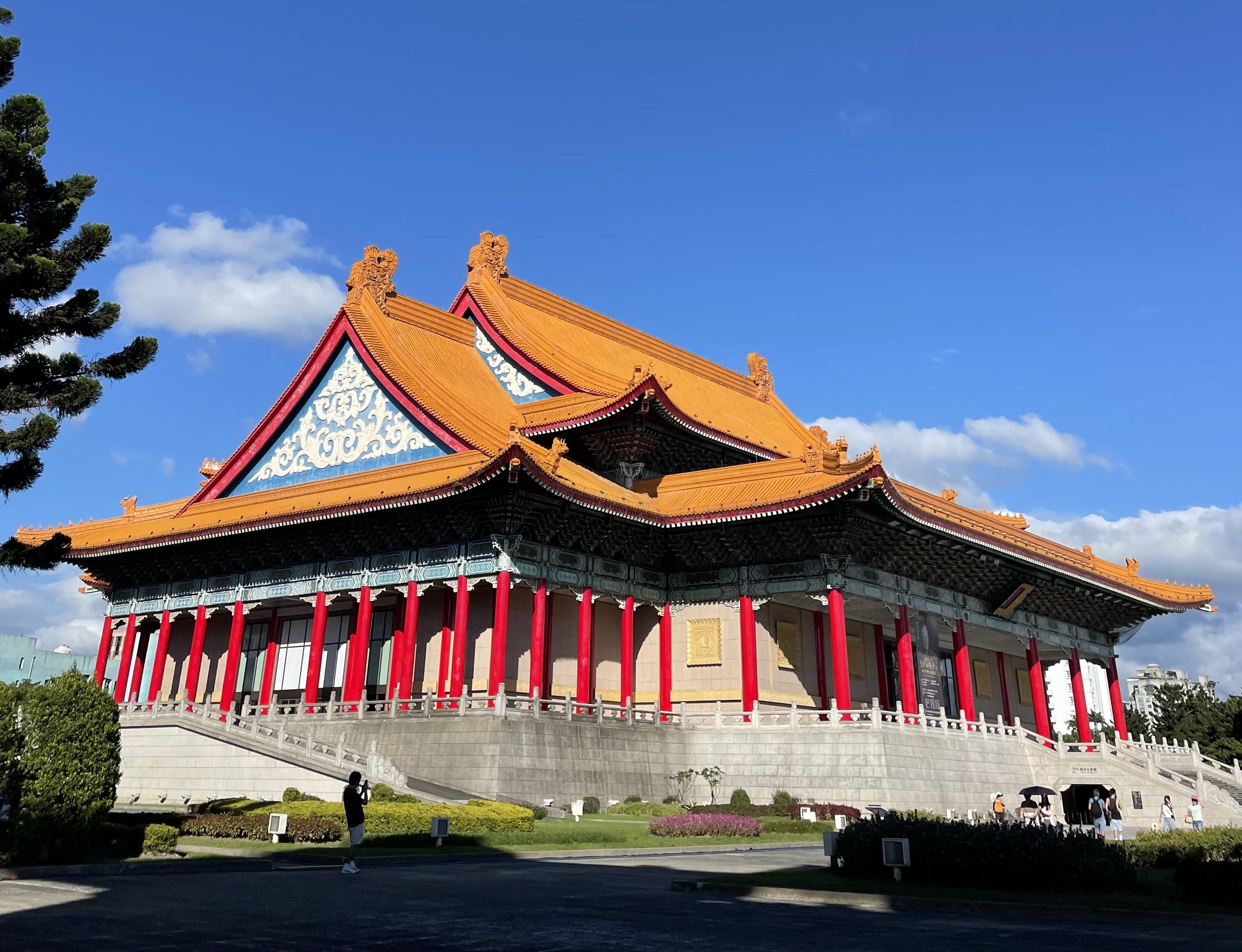 台湾藝術大学1_トリミング後.jpg