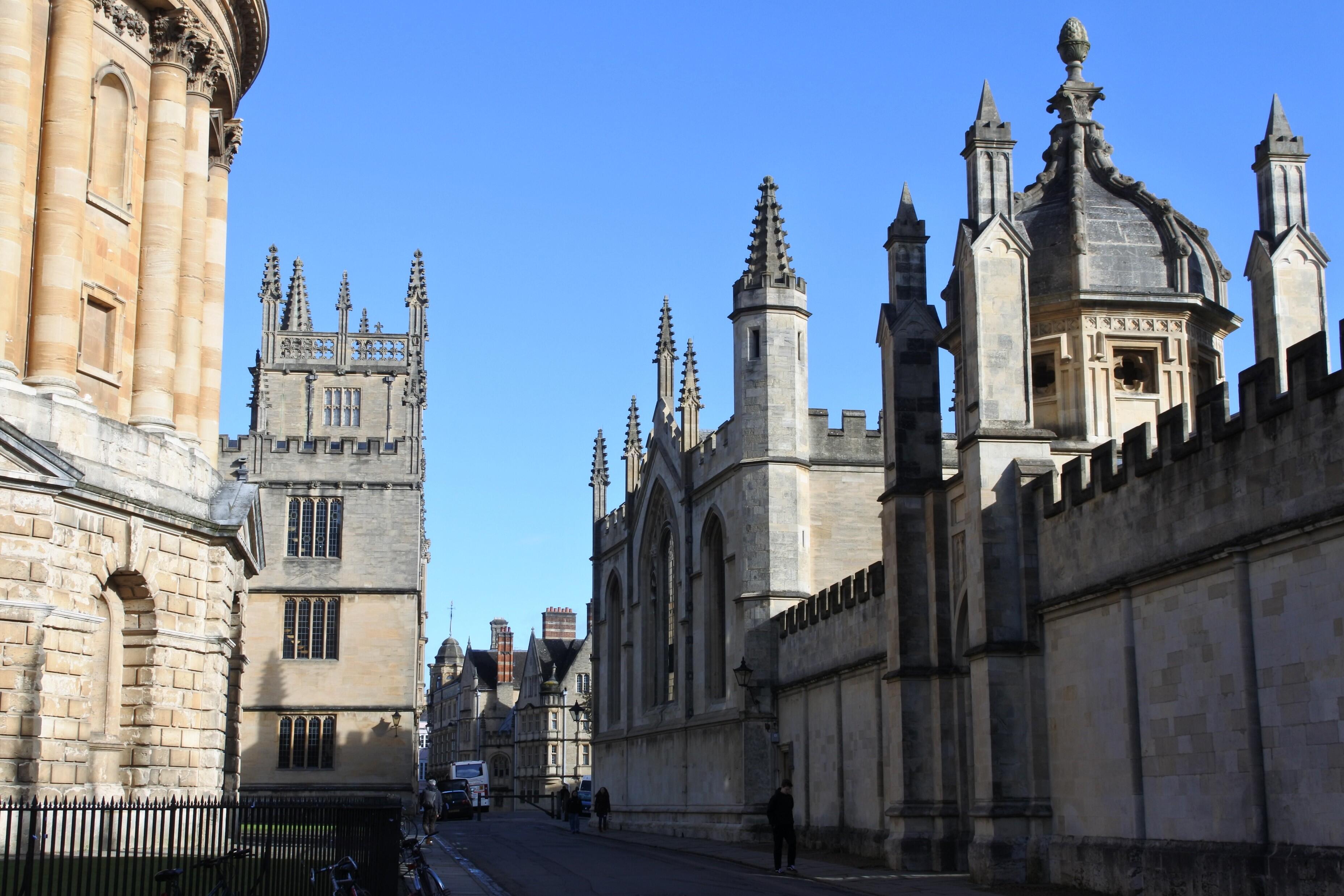イギリス英語文化研修（オックスフォード大学）