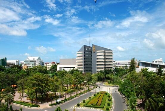 ブラパ大学プログラム（タイ東部地域で自然環境保全とダイナミックな経済の融合を学ぶ）